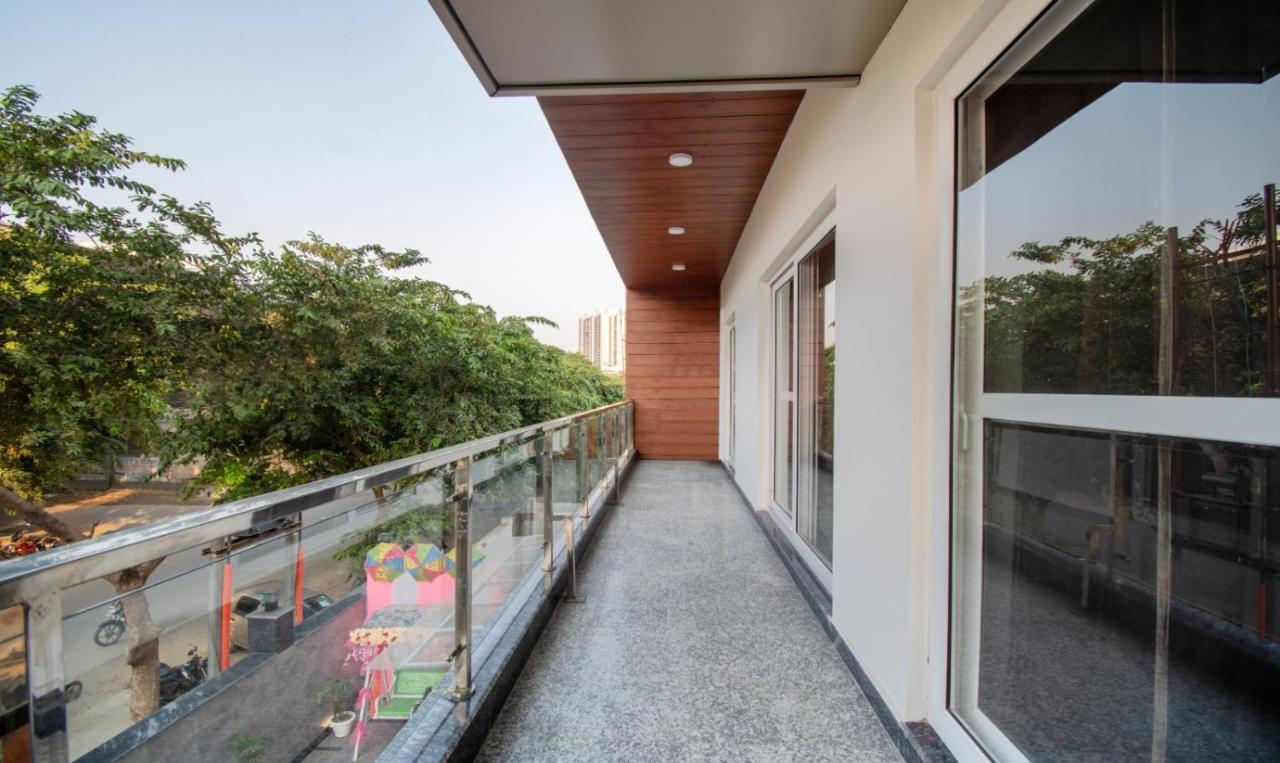 Hotel La Mirage 诺伊达 外观 照片